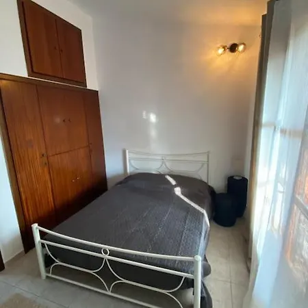 Private Front Maisonette 3 Bedroom Mikiverna Ferienhaus