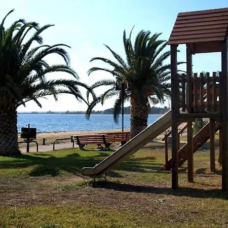 Private Front Maisonette 3 Bedroom Mikiverna