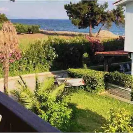 Hébergement de vacances Private Front Maisonette 3 Bedroom Mikiverna *