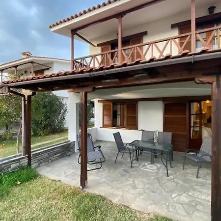 Private Front Maisonette 3 Bedroom Mikiverna Дом отдыха Kalyves Polygyrou