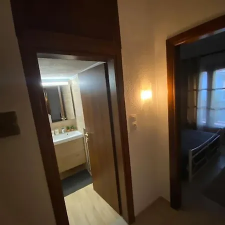 Private Front Maisonette 3 Bedroom Mikiverna *